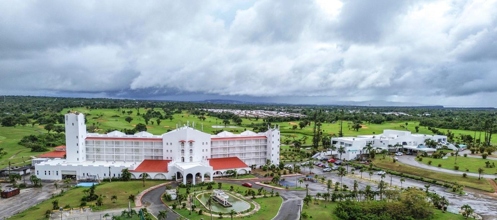 Finest Guam Golf And Resort Yigo Bagian luar foto
